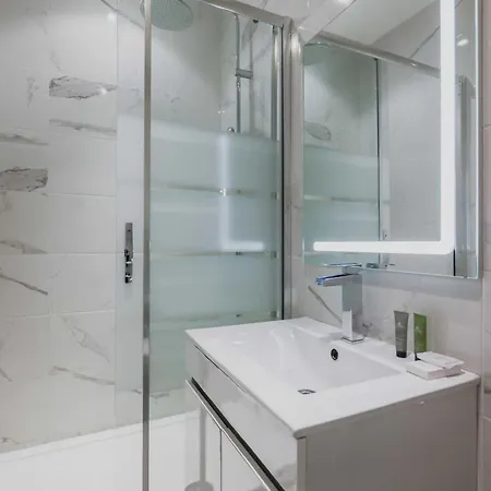 Cosy - Belleville Apartment Paris